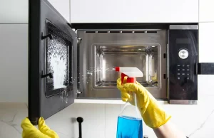 Greasy Microwave Interior: Remove Buildup With Gentle Cleaning